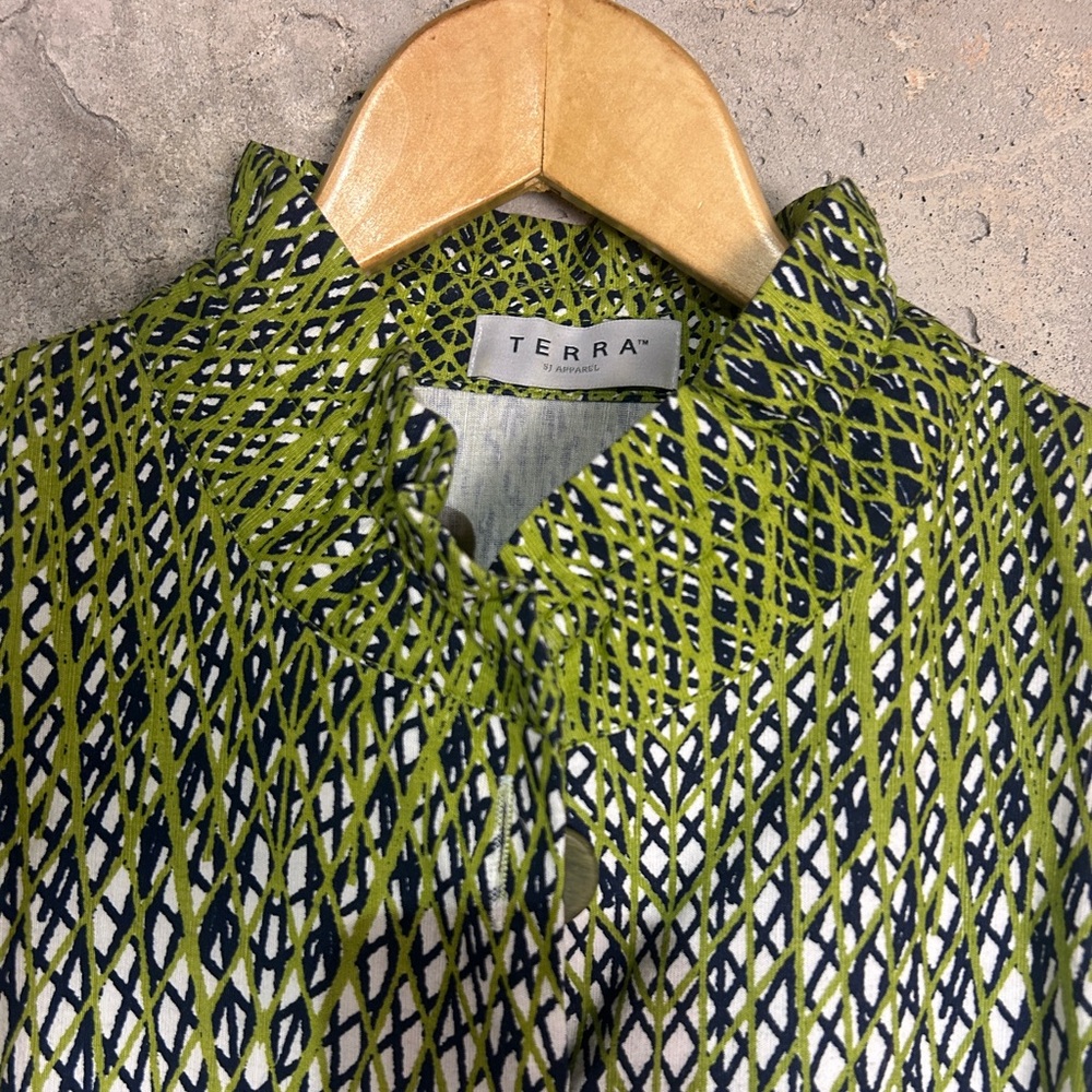 Terra by SJ Apparel white green plaid ruffle button up blouse large - Picture 3 of 7